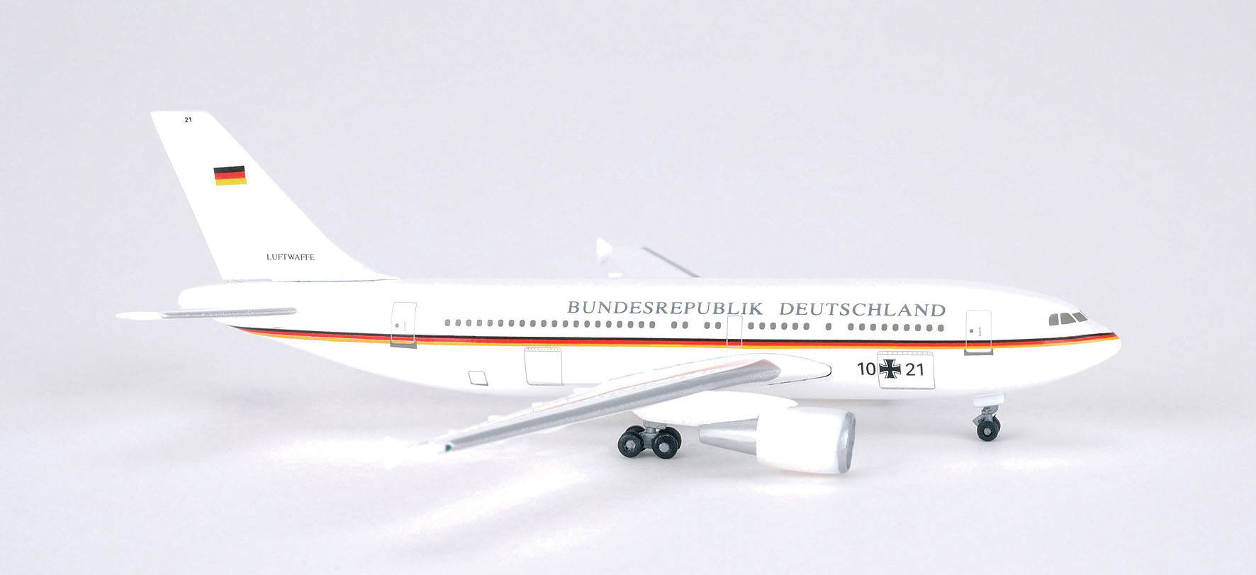 Luftwaffe Airbus A310-300 "Bundesrepublik Deutschland" Luftwaffe Airbus A310-300 "Bundesrepublik Deutschland"