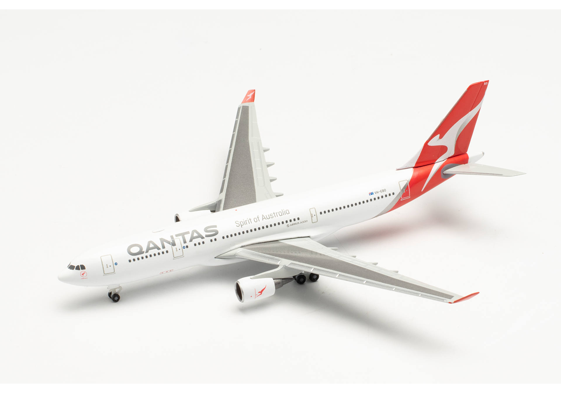 Qantas Airbus A330-200 – VH-EBO “Kimberley”