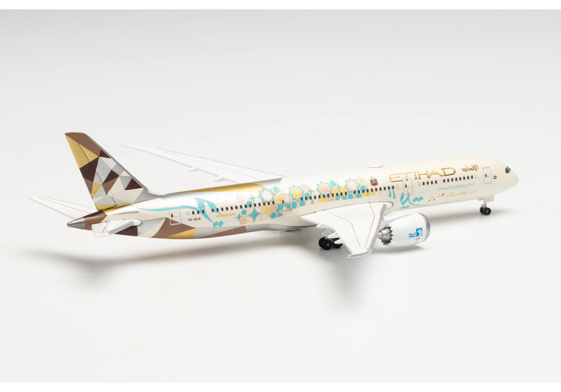 Etihad Airways Boeing 787-9 Dreamliner “Choose Saudi Arabia” – A6-BLN