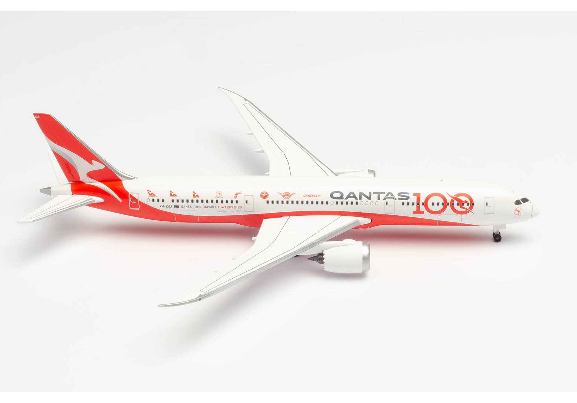 Qantas Boeing 787-9 Dreamliner - 100th Anniversary "Longreach"