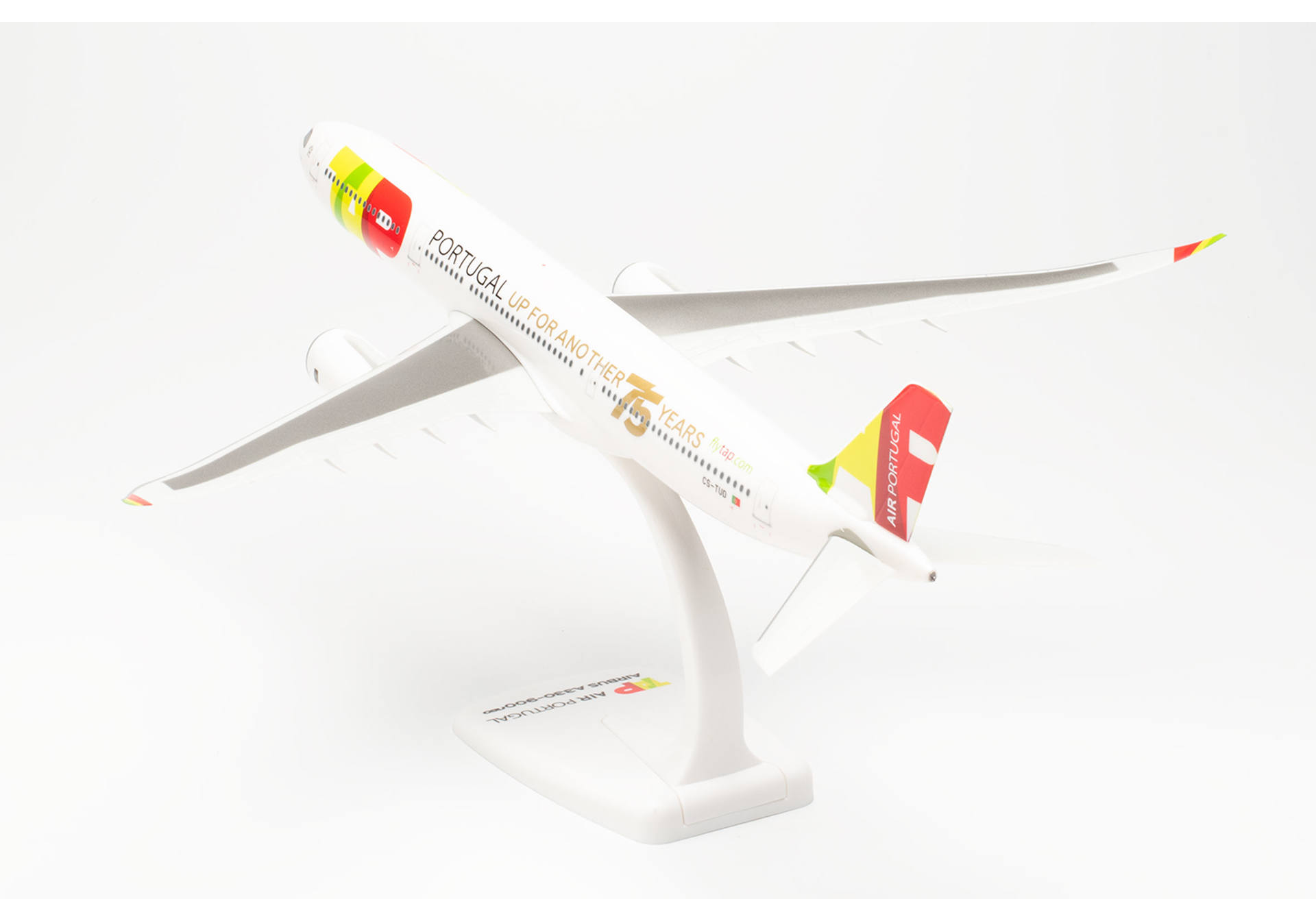 TAP Air Portugal Airbus A330-900neo “75 Years” – CS-TUD