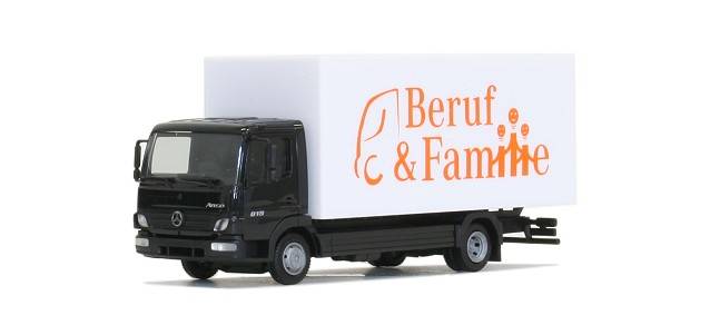 Mercedes-Benz Atego Koffer-LKW "Beruf und Familie"