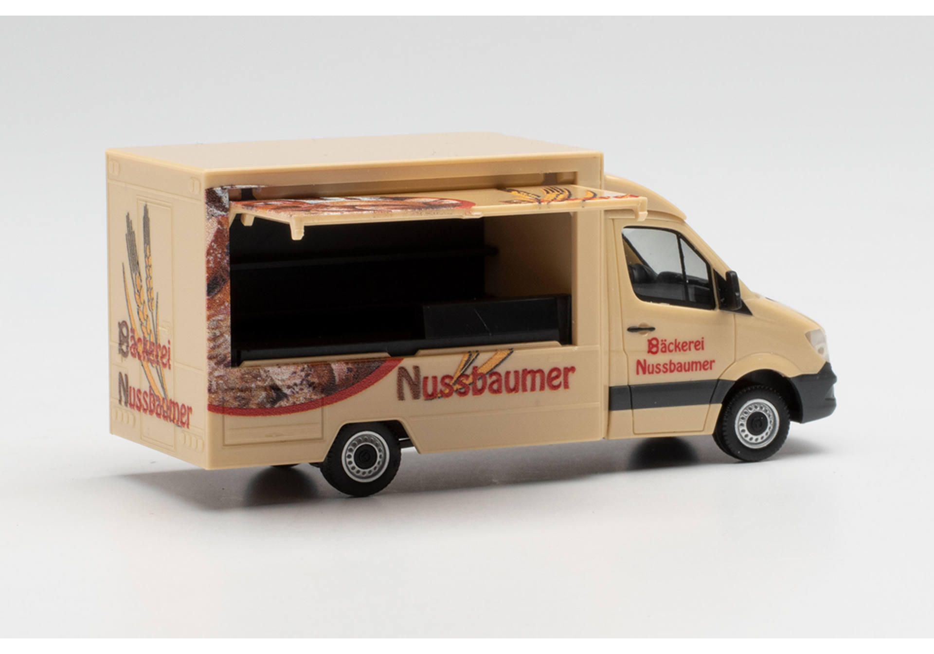 Mercedes-Benz Sprinter `13 Foodtruck „Bäckerei Nussbaumer“