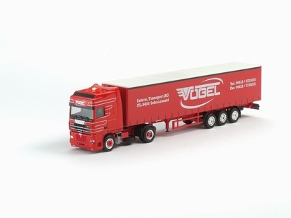 DAF XF curtain plane saddle train
