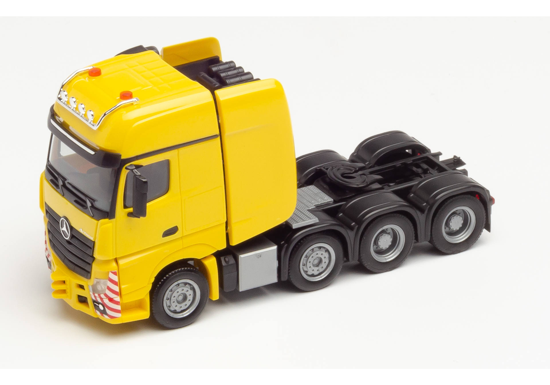 MB Actros SLT Schwerlastzugmaschine, verkehrsgelb