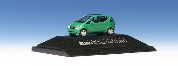 Mercedes-Benz A-Class compact four-door rims matt cup in interior fittings anthracite