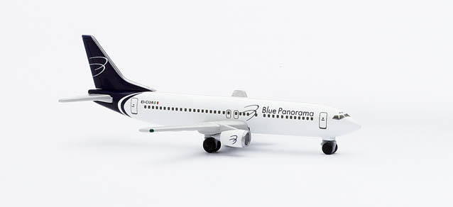 Blue Panorama Boeing 737-400