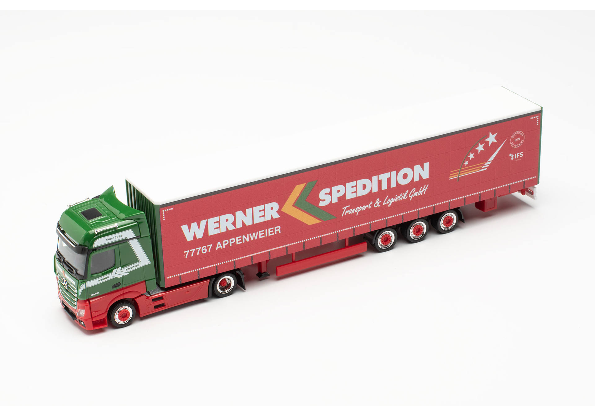 Mercedes-Benz Actros Bigspace 15m Lowliner-Sattelzug "Werner" (Baden-Württemberg/Appenweier)