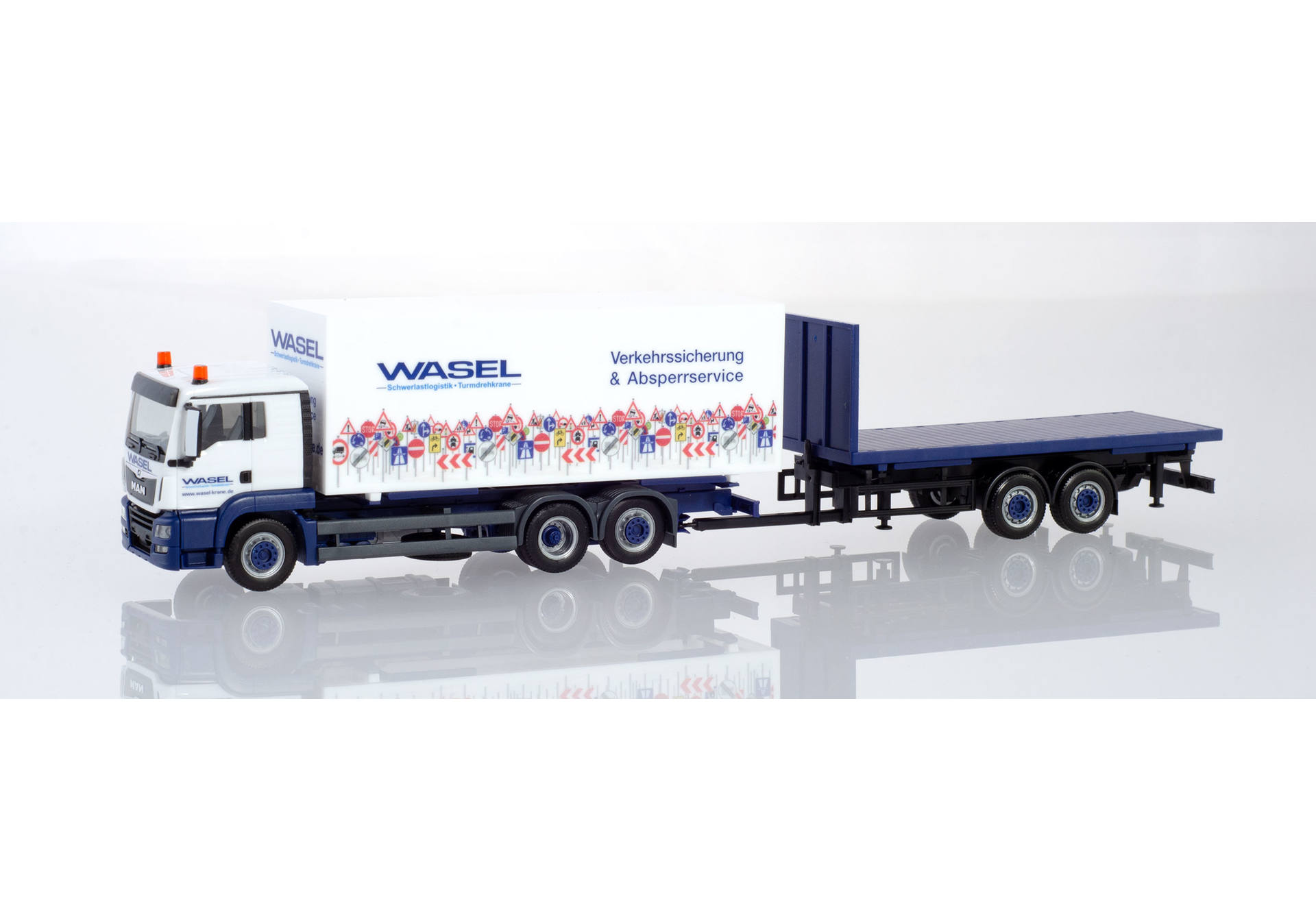 MAN TGS L Wechselkoffer-LKW mit Hänger und Flat "Wasel Krane"(Nordrhein-Westfalen / Bergheim)