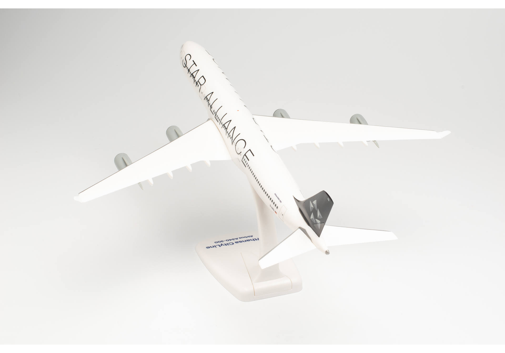 CityLine Airbus A340-300 “Star Alliance” – D-AIFA