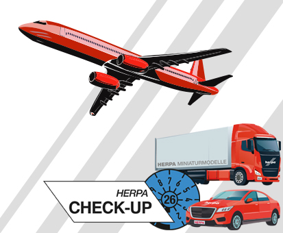 Herpa Tag der offenen Tür 2026: Check-Up Grafik mit Flugzeugsilhouette, rotem Lkw, rotem Pkw und TÜV-Plakette., Flugzeug, Flugzeugträger, LKW, Auto, Check-up