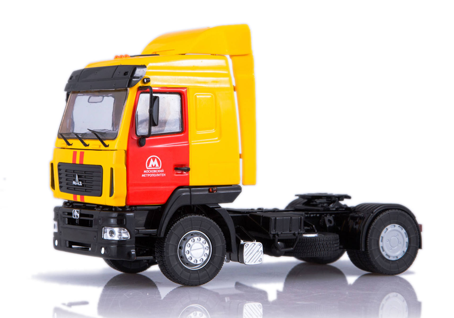 MAZ-5440