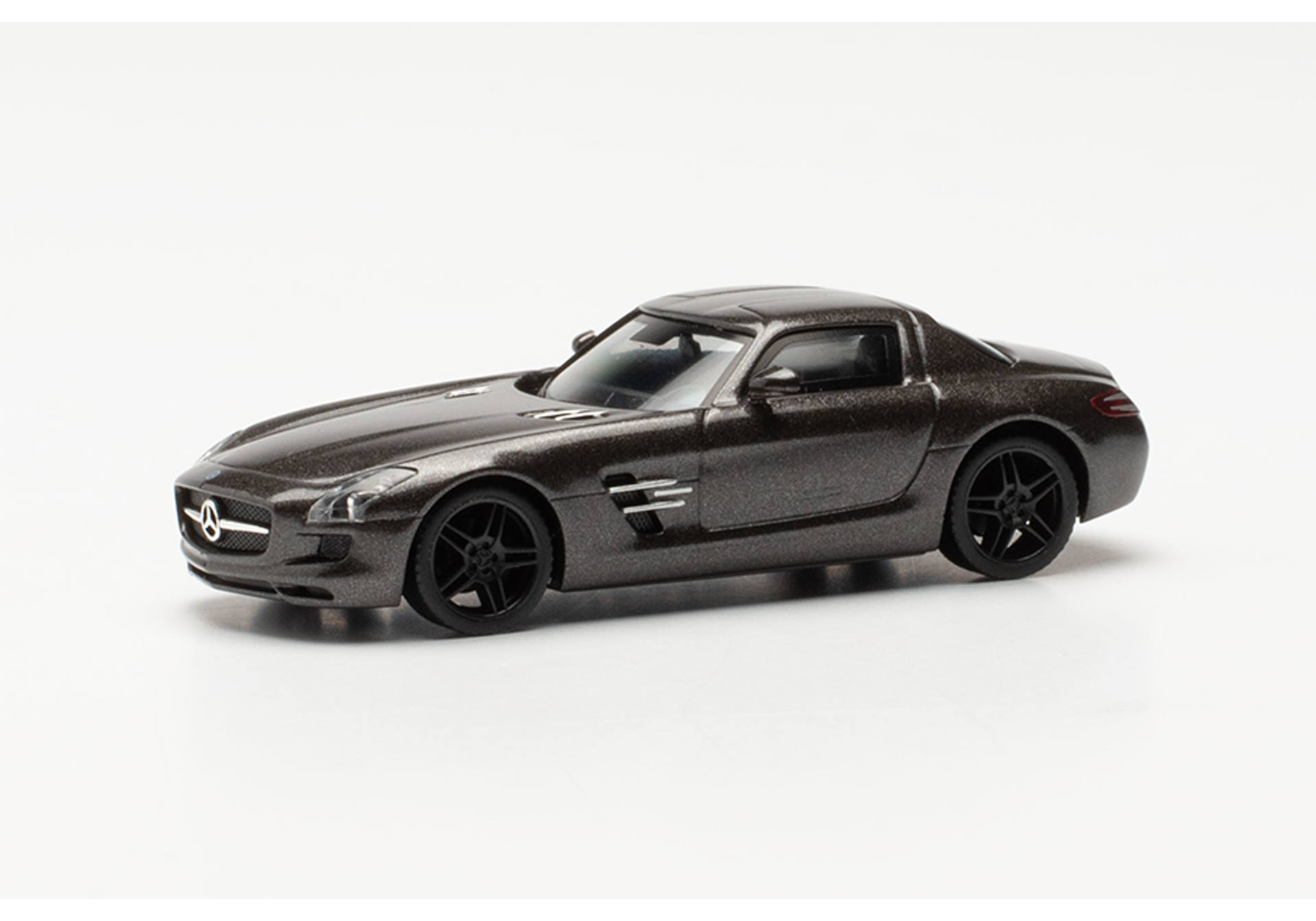 Mercedes-Benz SLS AMG, Monza grey metallic
