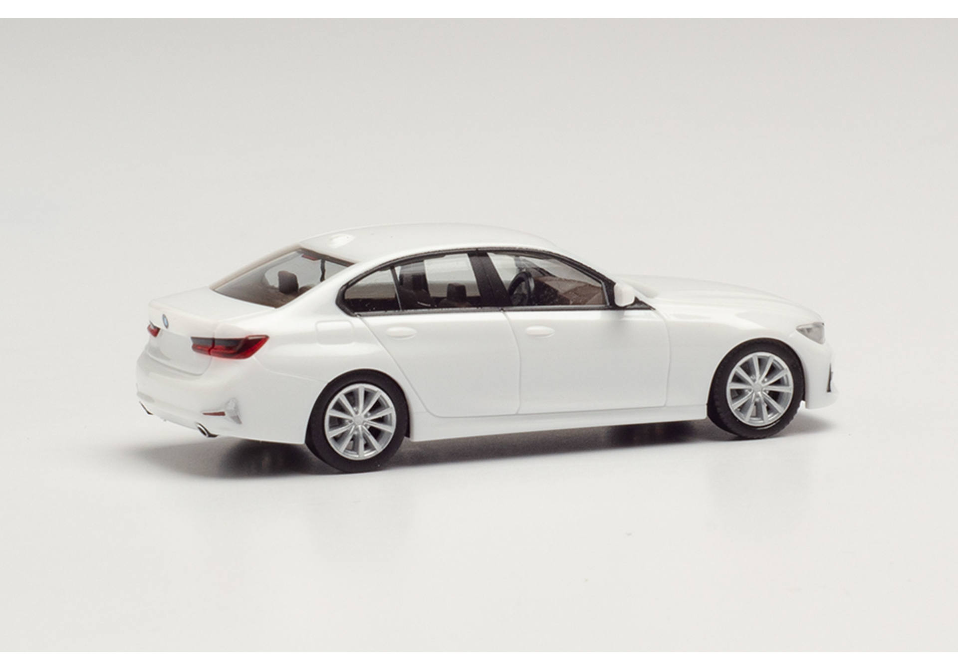BMW 3er Limousine, alpinweiß