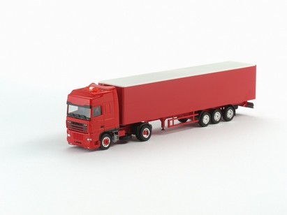 DAF XF curtain plane saddle train