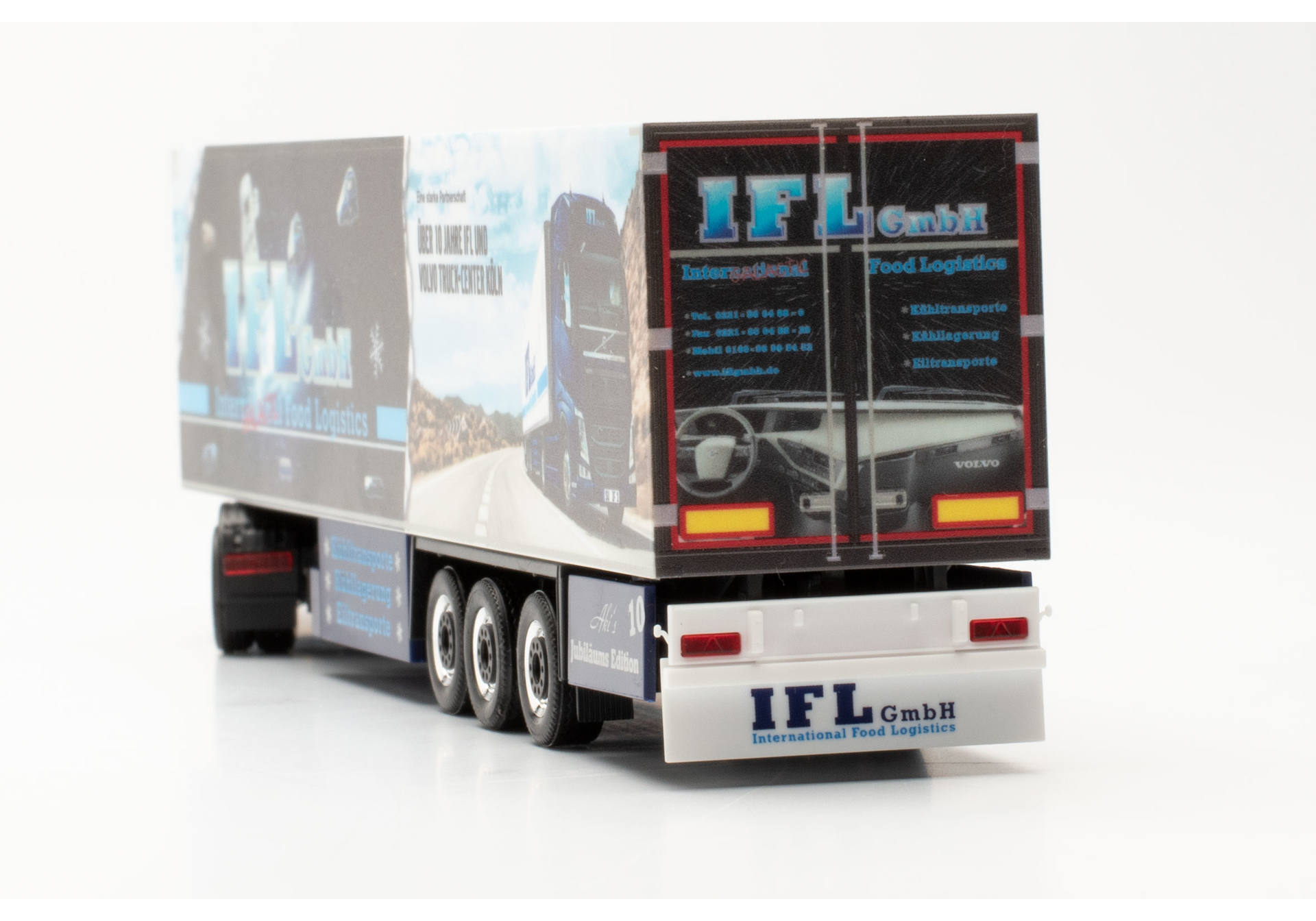Volvo FH Gl. XL refrigerated box semitrailer truck „IFL Cologne"