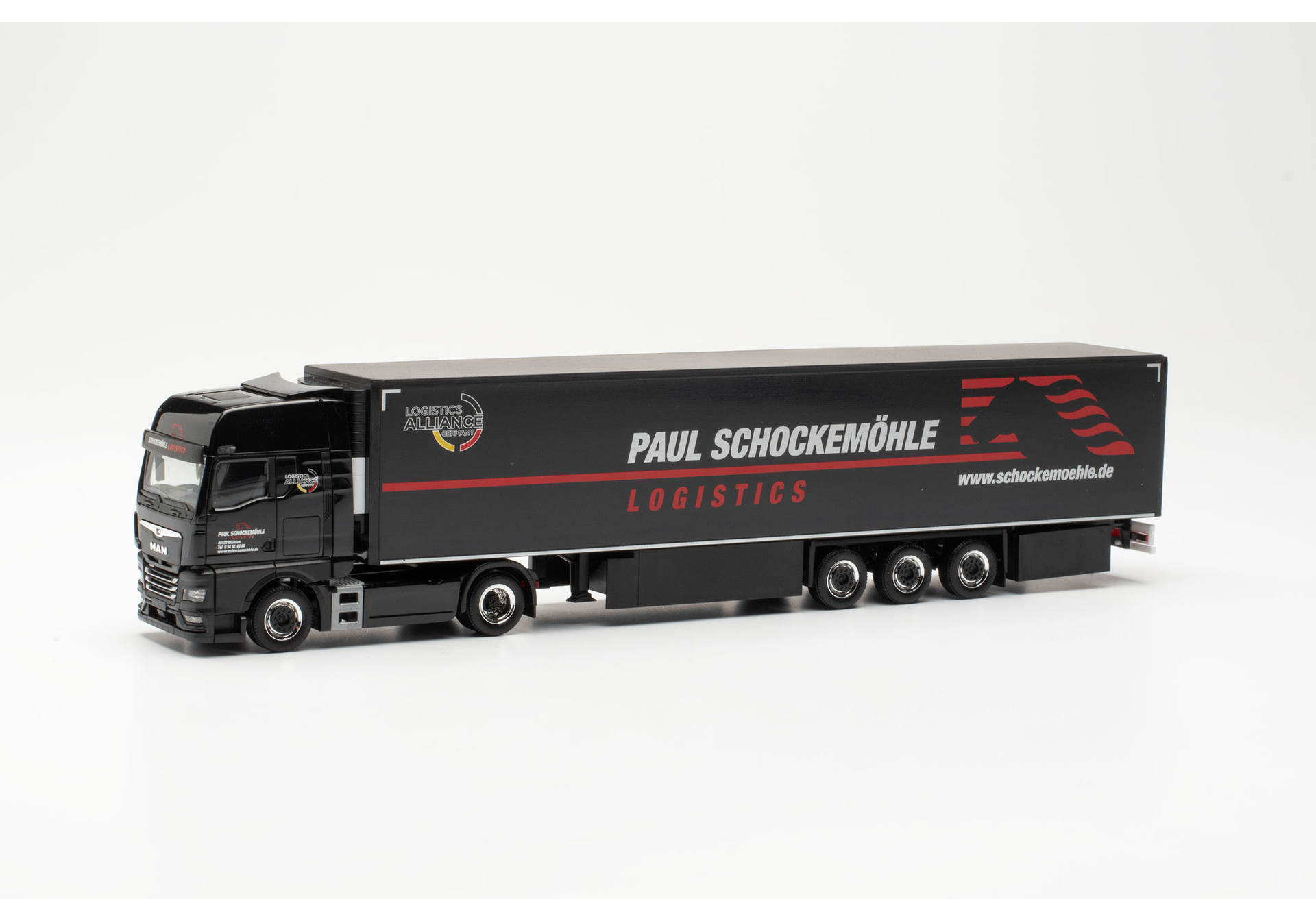MAN TGX GX refrigerated box semitrailer 15m "Paul Schockemöhle Logistics"