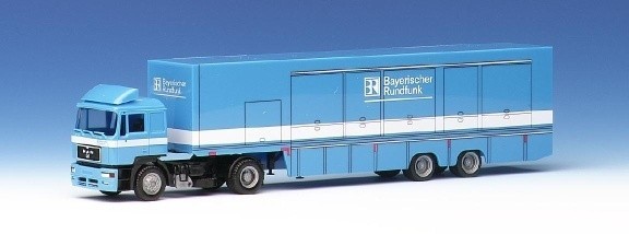 Man F2000 2A/2A chassis black long -distance traffic