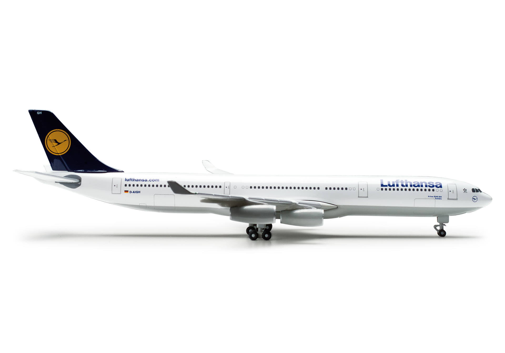 Lufthansa Airbus A340-300
