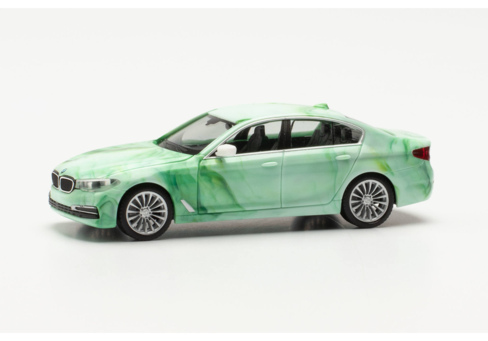 BMW 5er sedan (green/marbled)