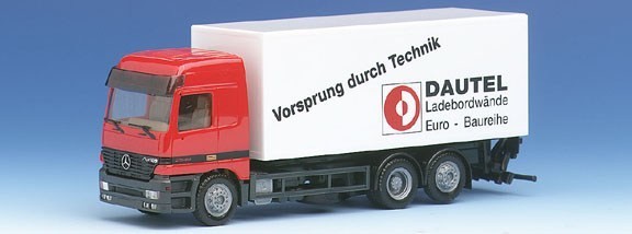 Mercedes-Benz Actros L case truck 3A