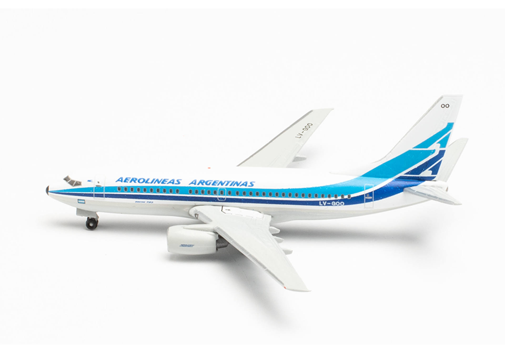 Aerolineas Argentinas Boeing 737-700 - 70th Anniversary Retro livery – LV-GOO