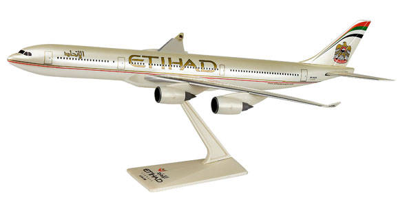 Etihad Airways Airbus A340-500. Artikel wird/ wurde in Wooster-Verpackung ausgeliefert.
