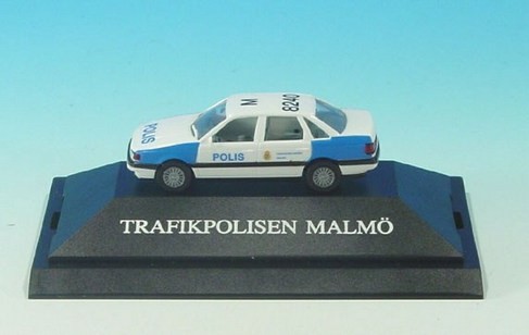 VW Passat 4-door country series Scandinavia Trafikavdelningen Malmö limited edition