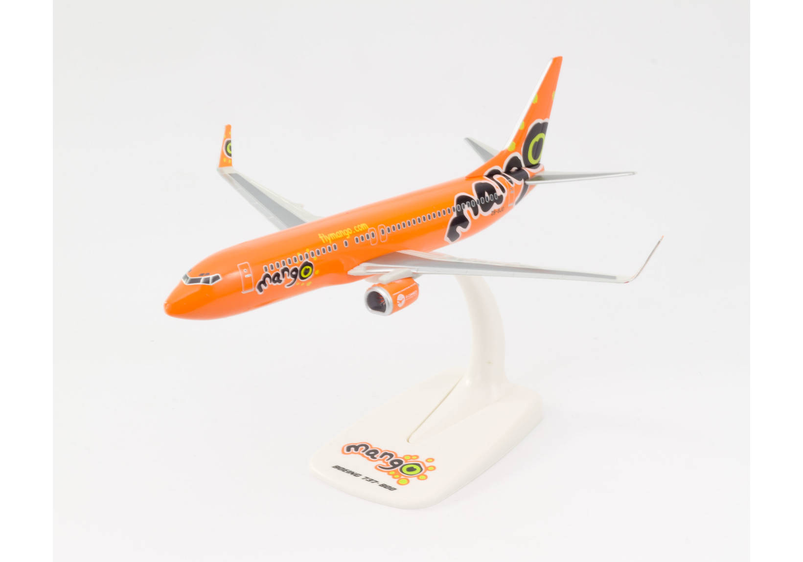 Mango Boeing 737-800