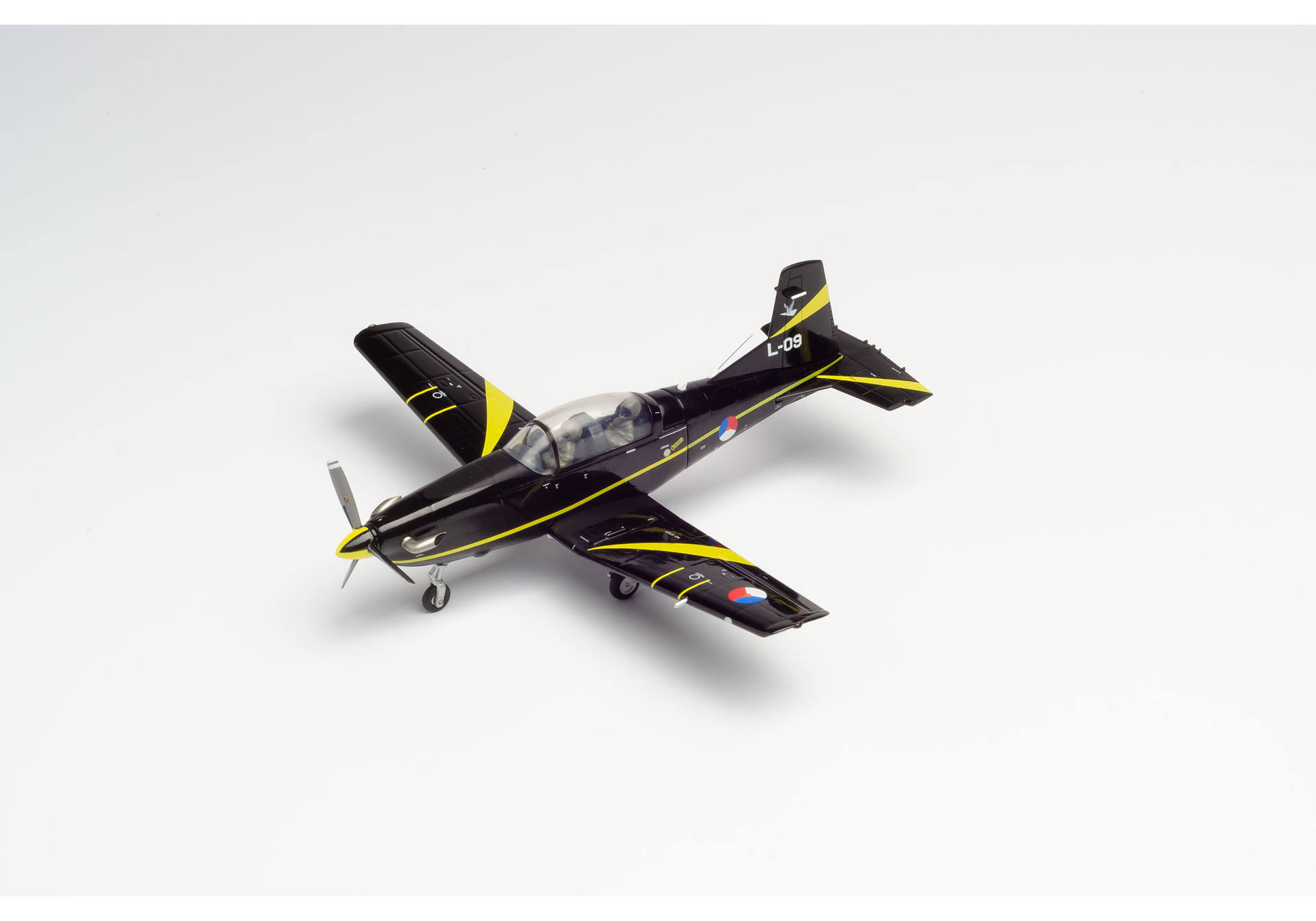 Royal Netherlands Air Force - 131 Sqd, Pilatus PC 7 Turbo Trainer