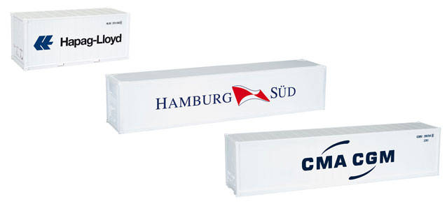 Set with refrigerates containersthree pieces