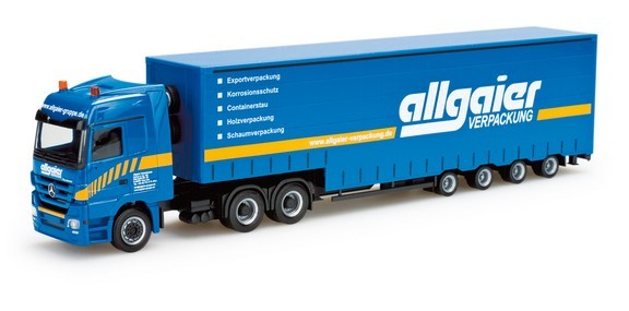 Mercedes-Benz Actros LH Jumbogardinenplanen saddle train