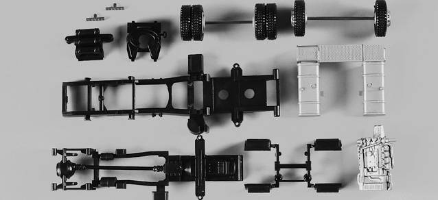 chassis for tractor Mercedes-Benz Actros '02 lowliner 2-axle Content: 2 pcs.