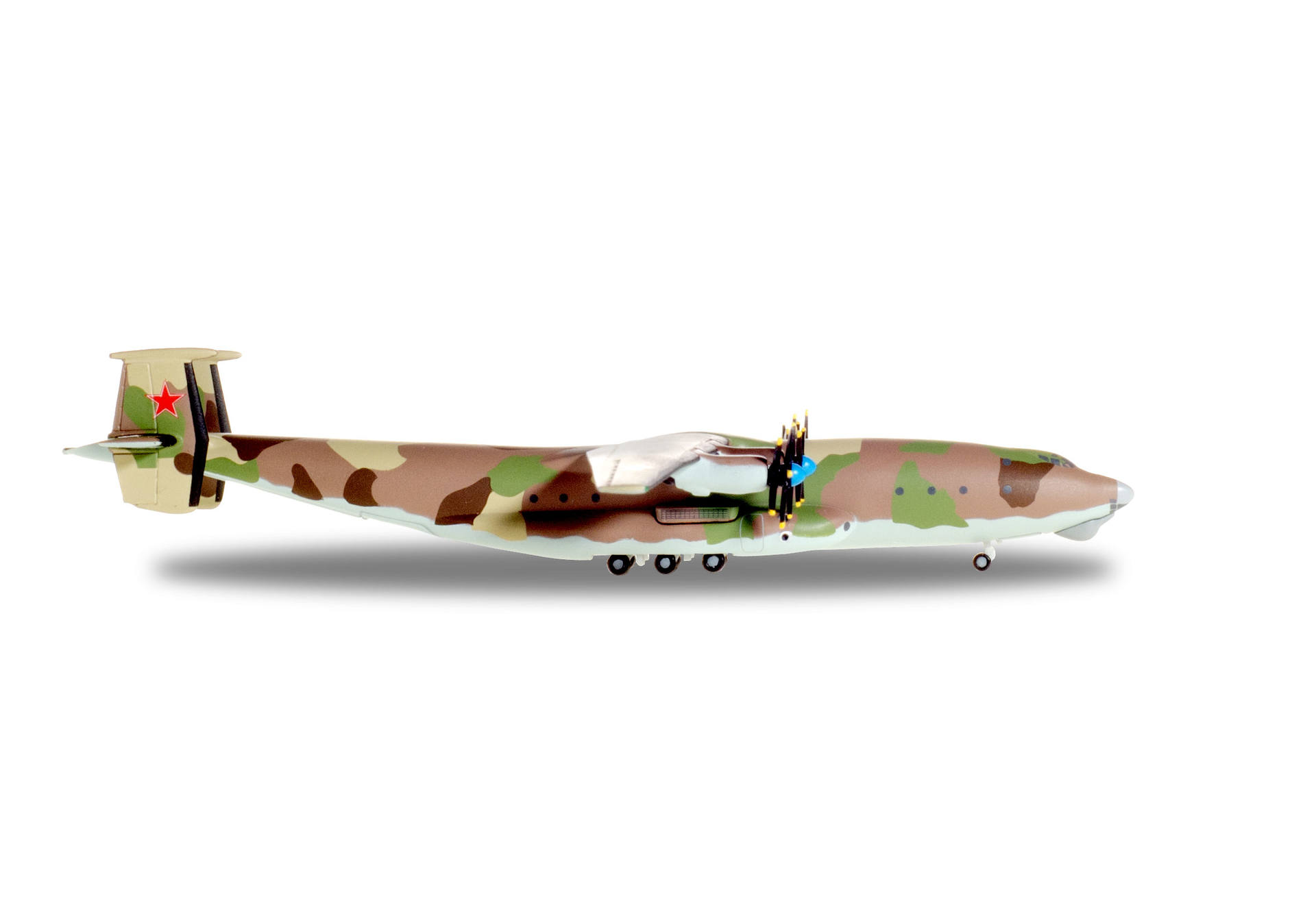 Soviet Air Force Antonov AN-22 Antei - 8th Military-Transport Aviation Regiment, Migalovo Air Base