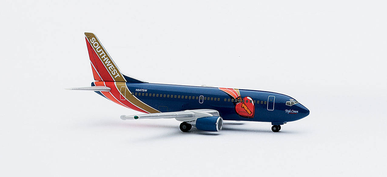Southwest Airlines Boeing 737-300 "Triple Crown One"