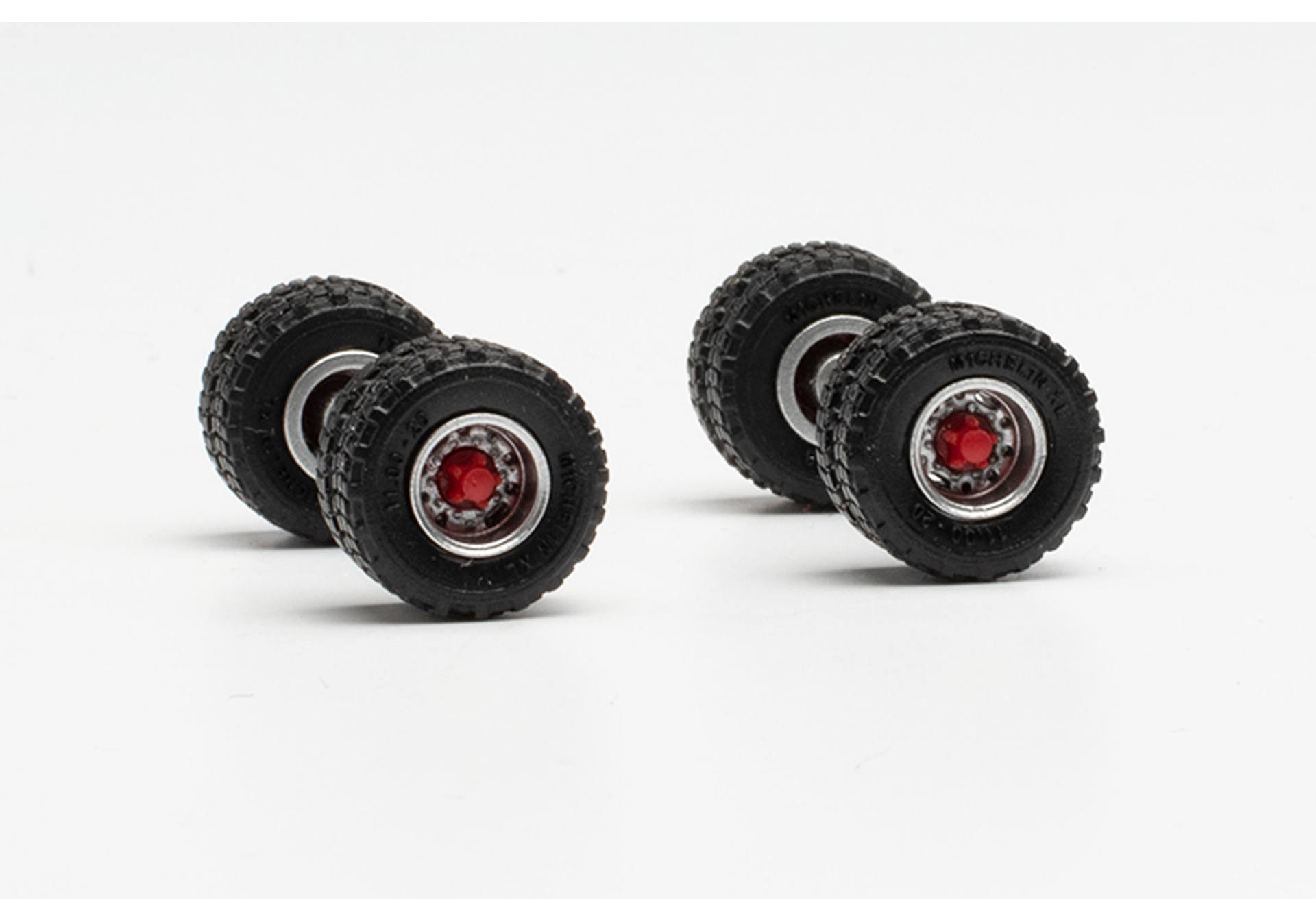 wheel set off-road tires 11.00 x 20 with steel rims, twin tires for trailers / idler rims