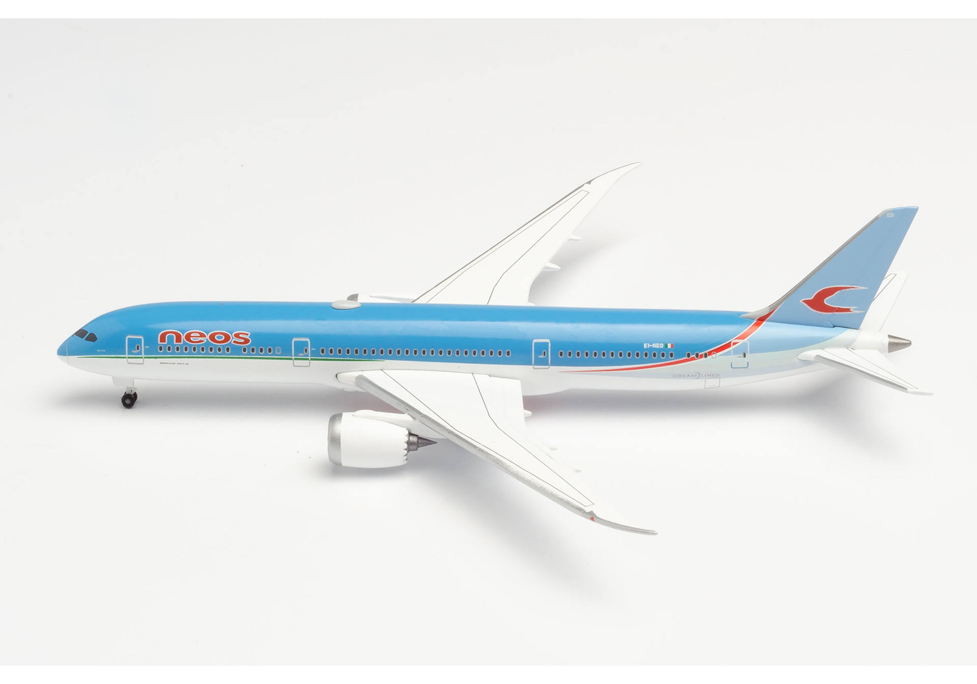 Neos Boeing 787-9 Dreamliner "Spirit of Italy"