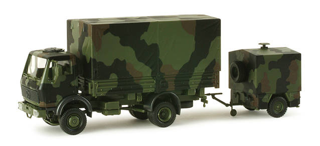 MB1017+Kärcher FK camouflaged