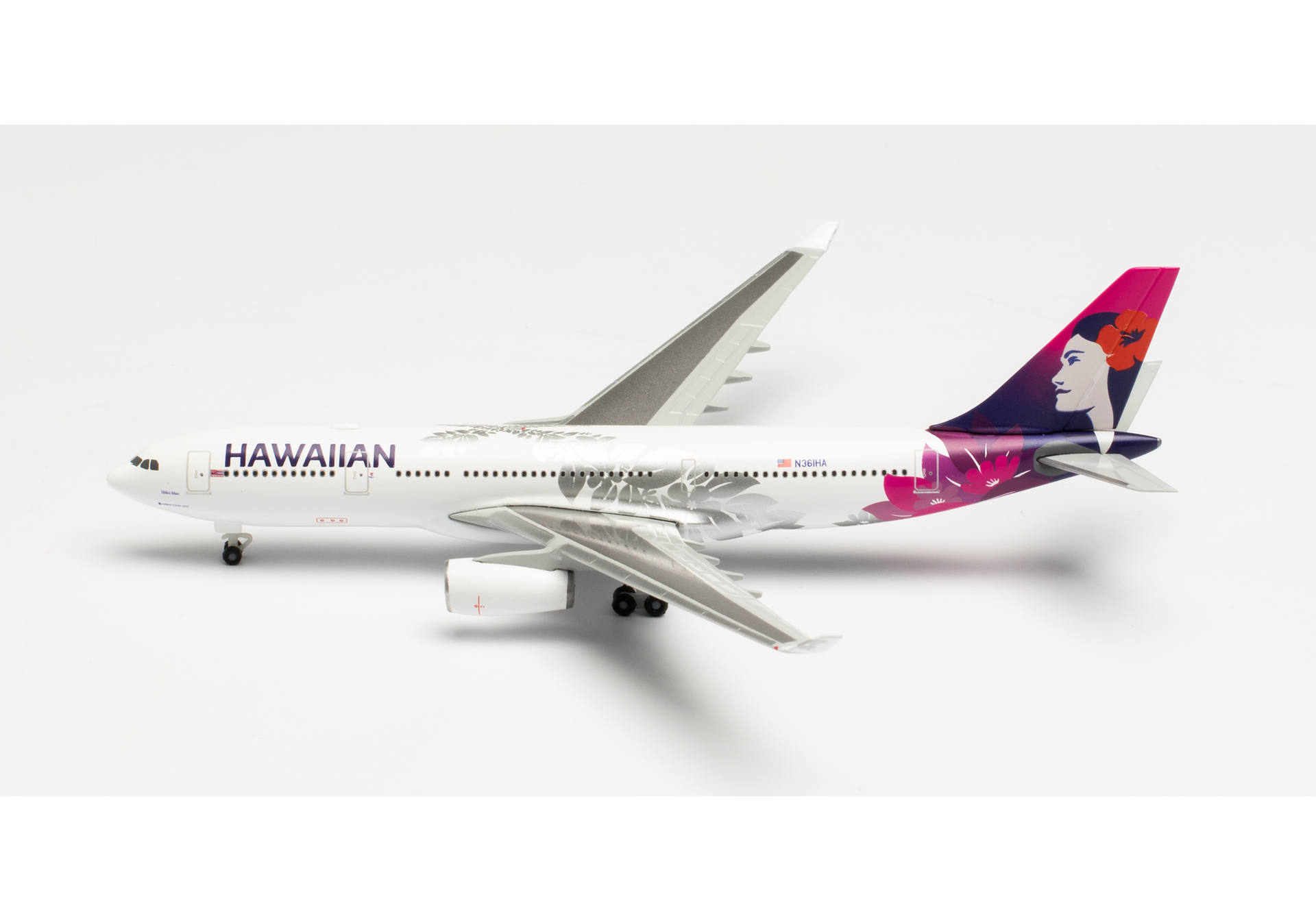 Hawaiian Airlines Airbus A330-200 – N361HA “Hoku Mau”