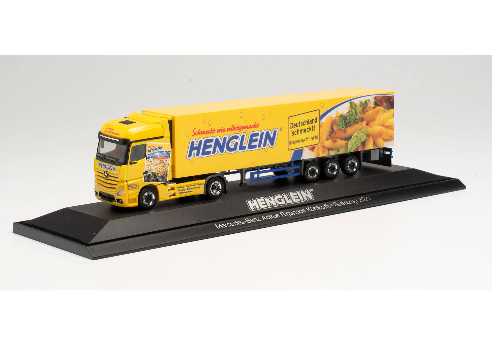 Mercedes-Benz Actros BigSpace ‘18 refrigerated box semitrailer "Henglein Feinkost"