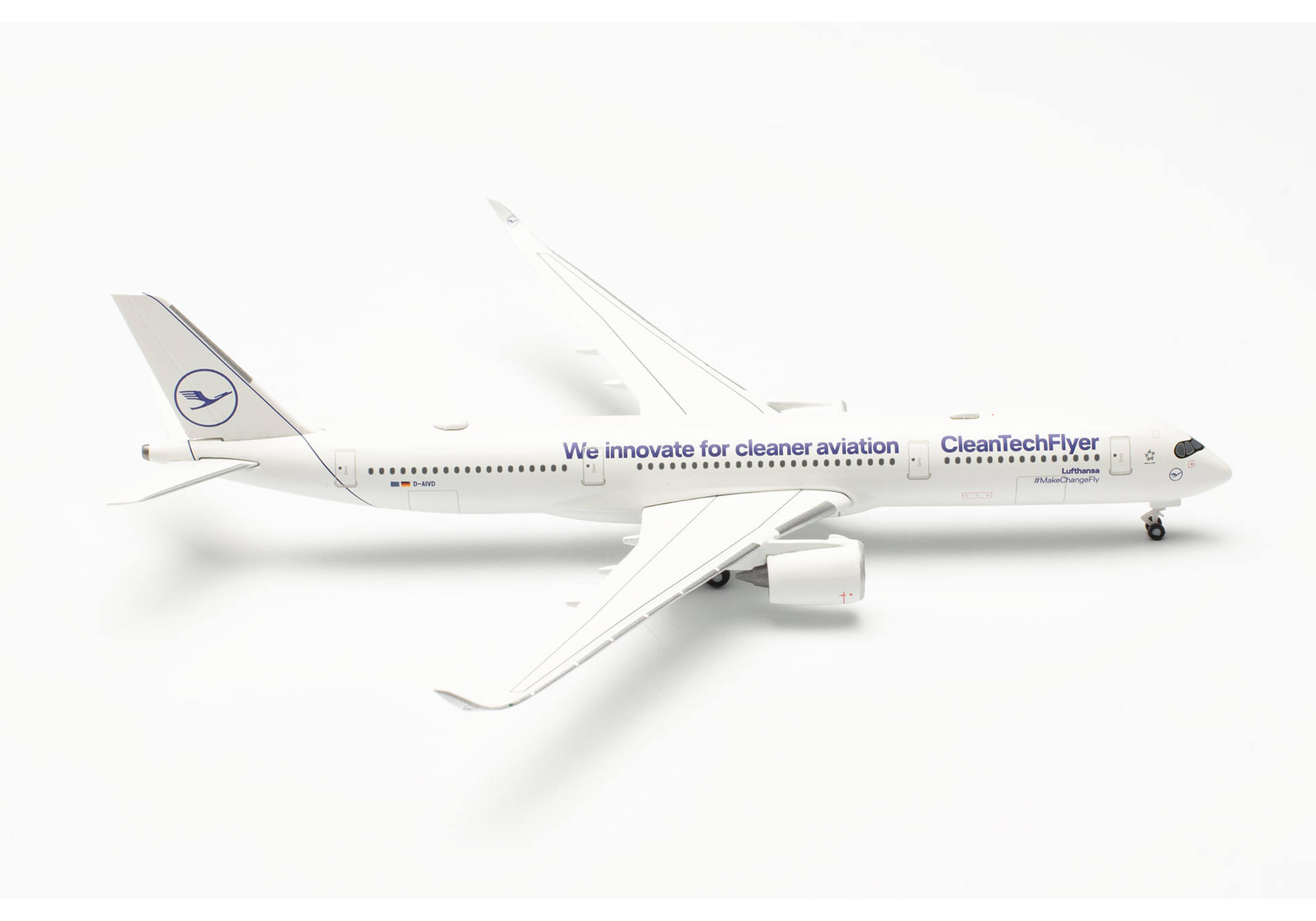 Lufthansa Airbus A350-900 “CleanTechFlyer” – D-AIVD