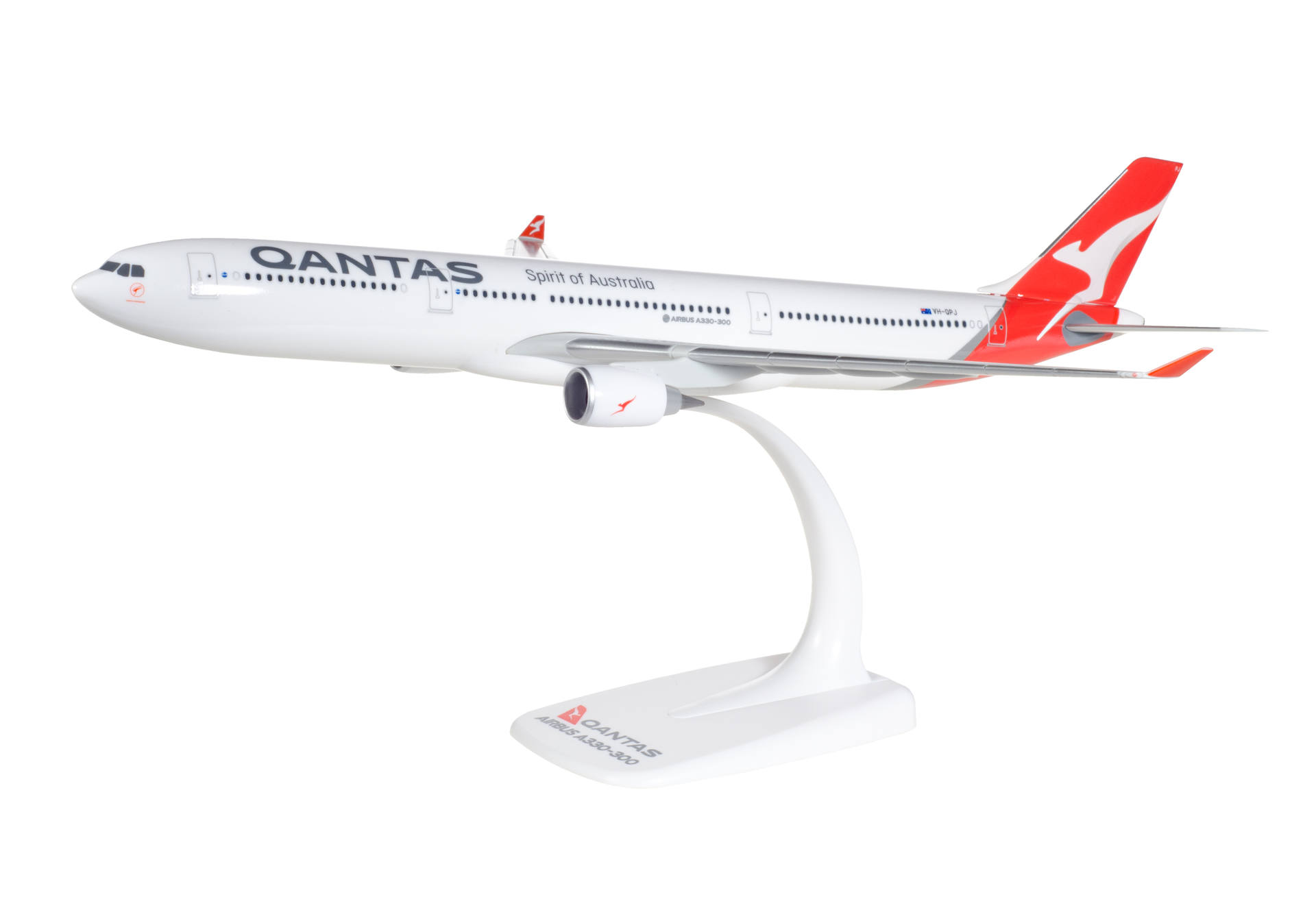 Qantas Airbus A330-300 - new 2016 colors - VH-QPJ