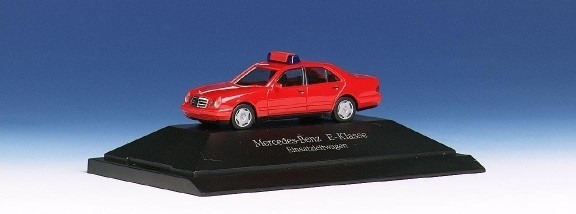 Mercedes-Benz E 320 operational control car