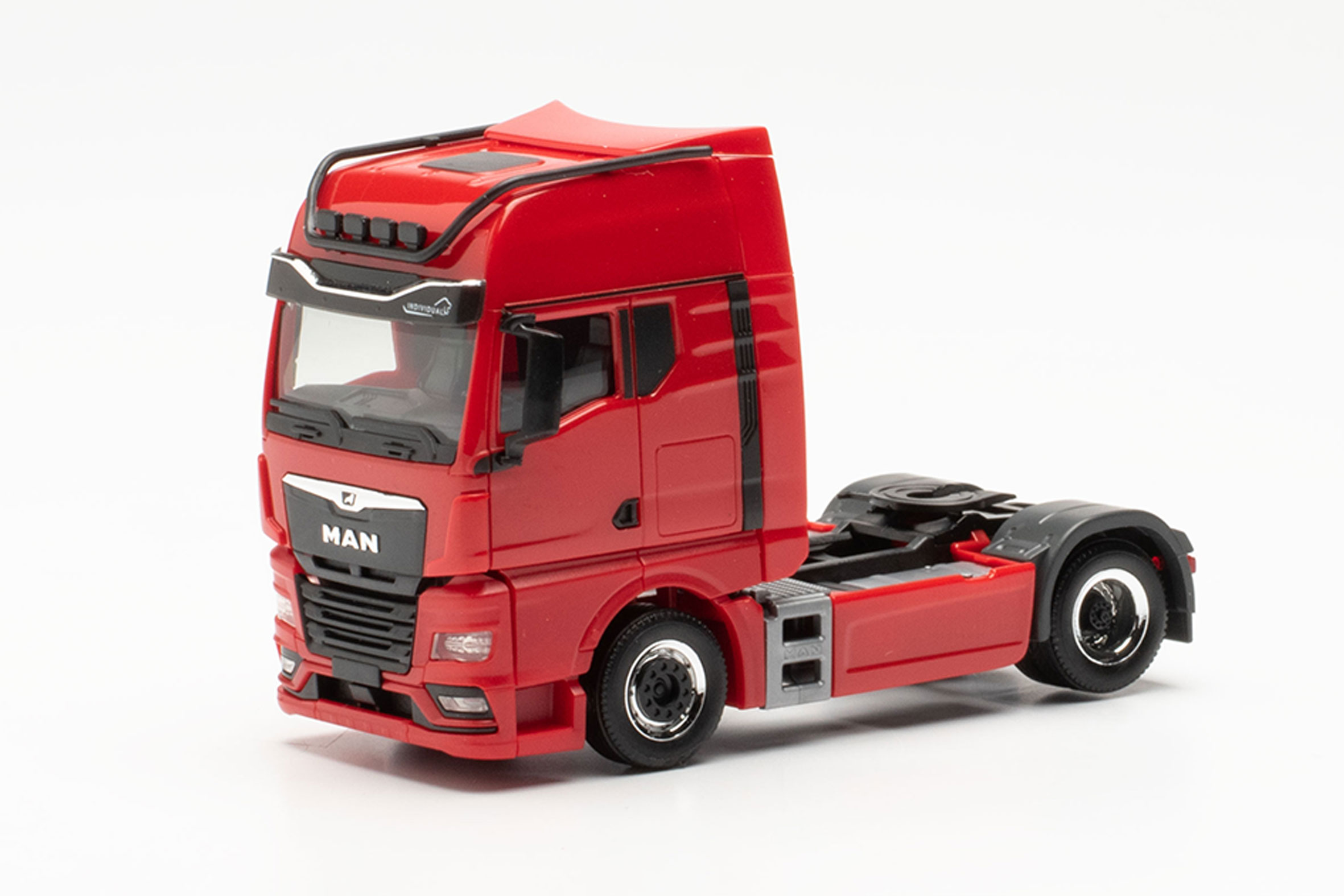 MAN TGX GX rigid tractor 2axles, red