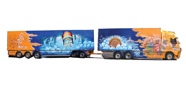 Volvo Road train "Ristimaa / Discovery"