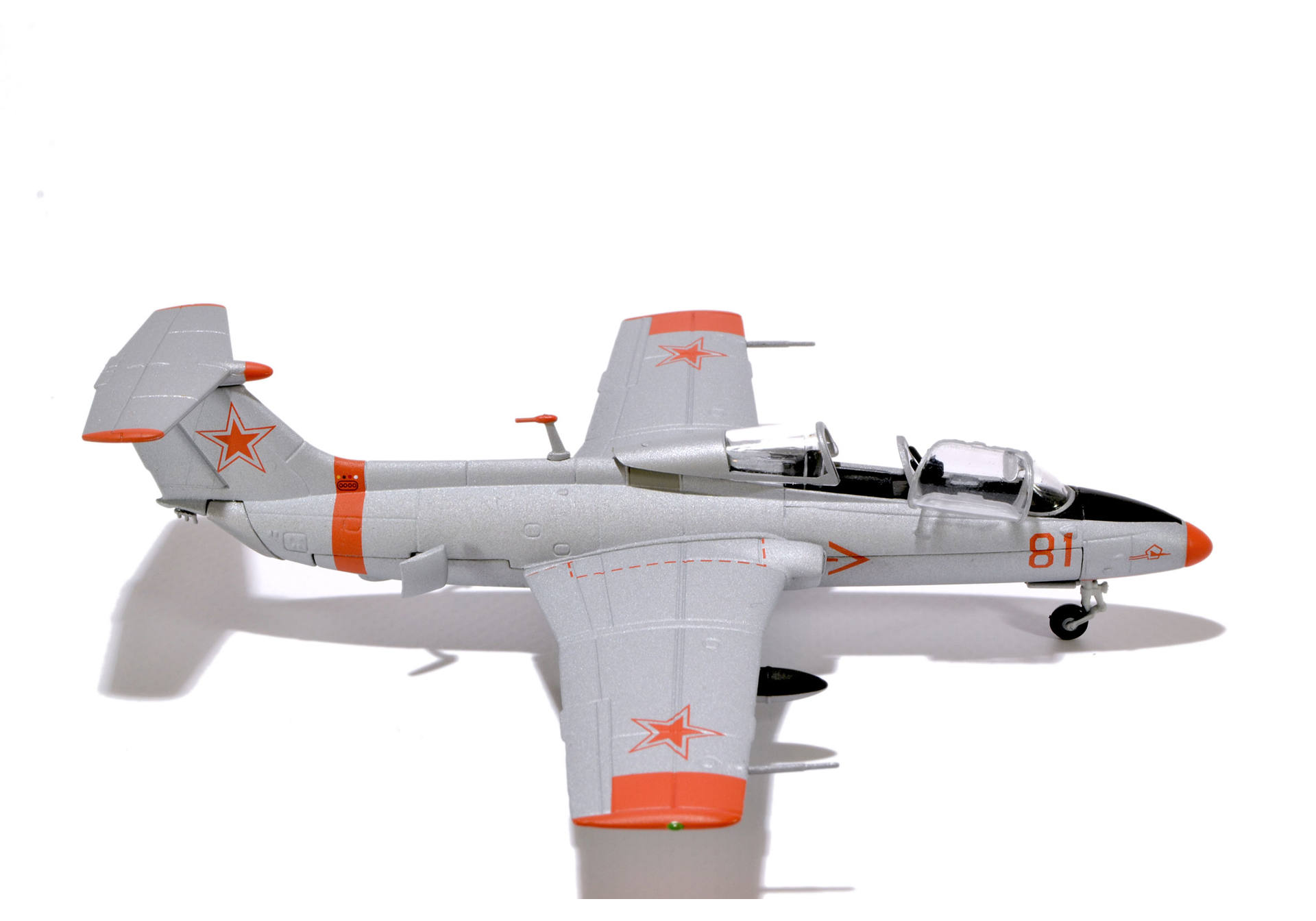 Soviet Air Force Aero L-29 Delfin - 59th Training Regiment, Slavgorod Air Base, 1980s – 81 red