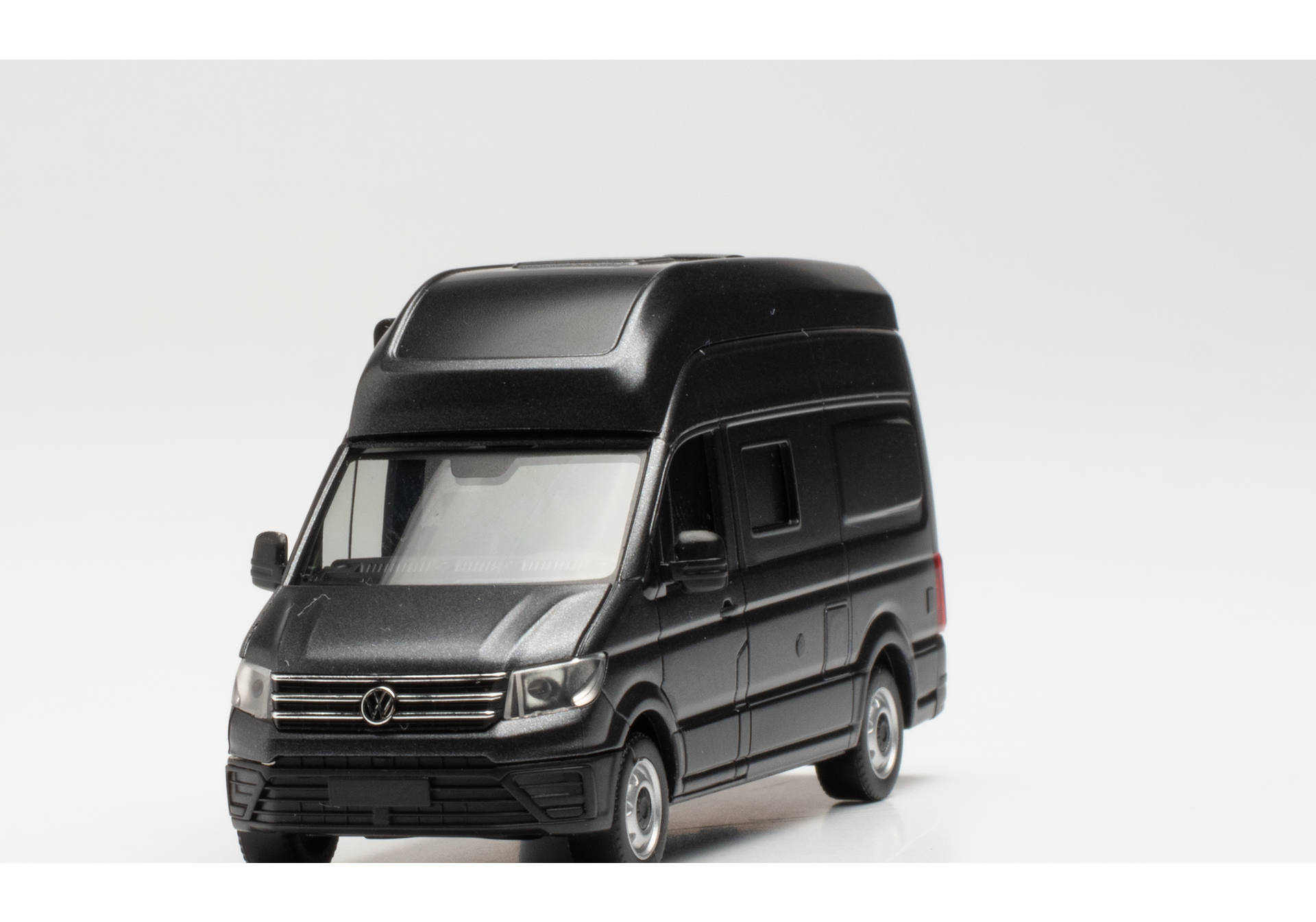 VW Crafter Grand California 600, Indiumgrau Metallic