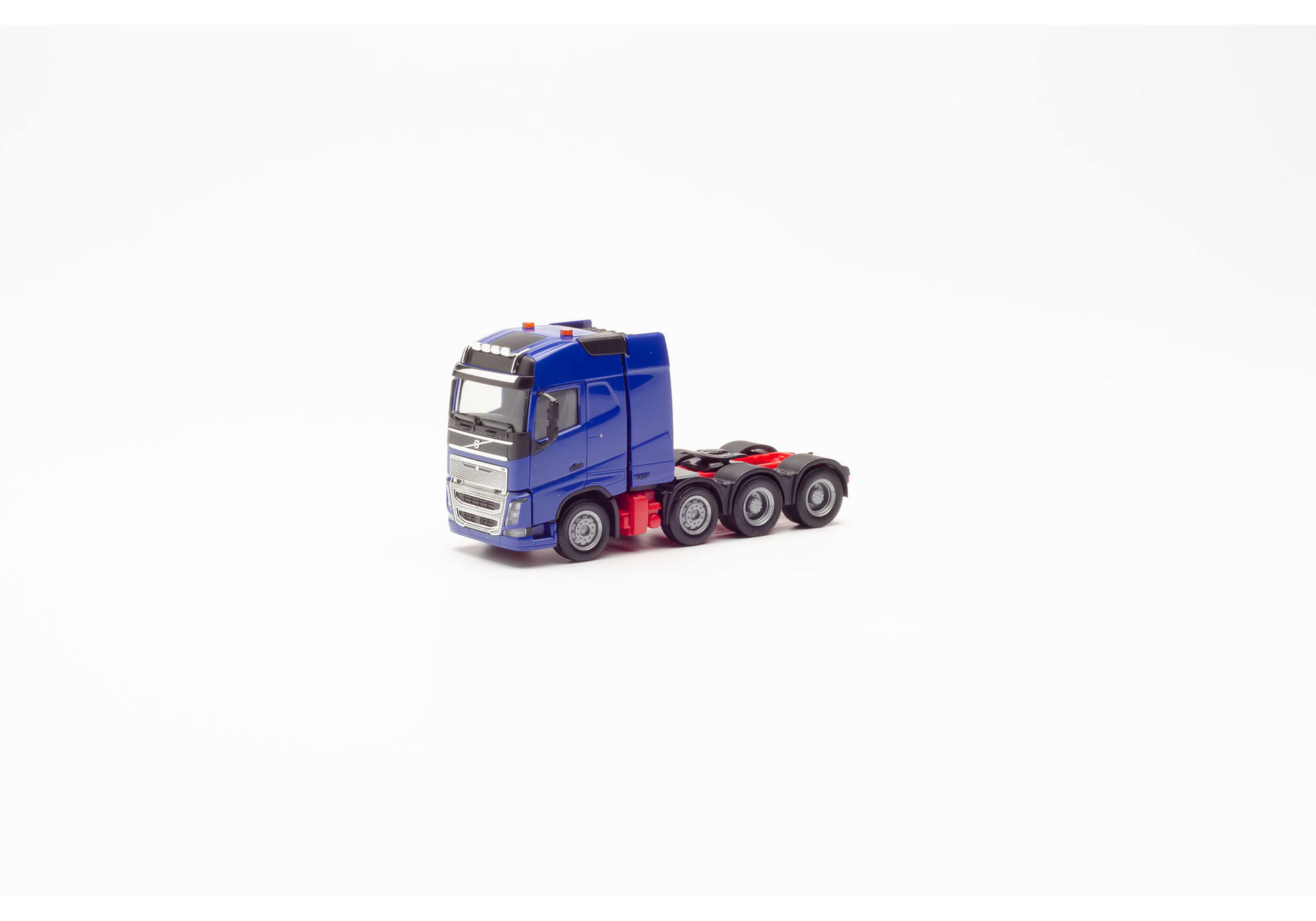 Volvo FH 16 Gl. heavy duty tractor, white