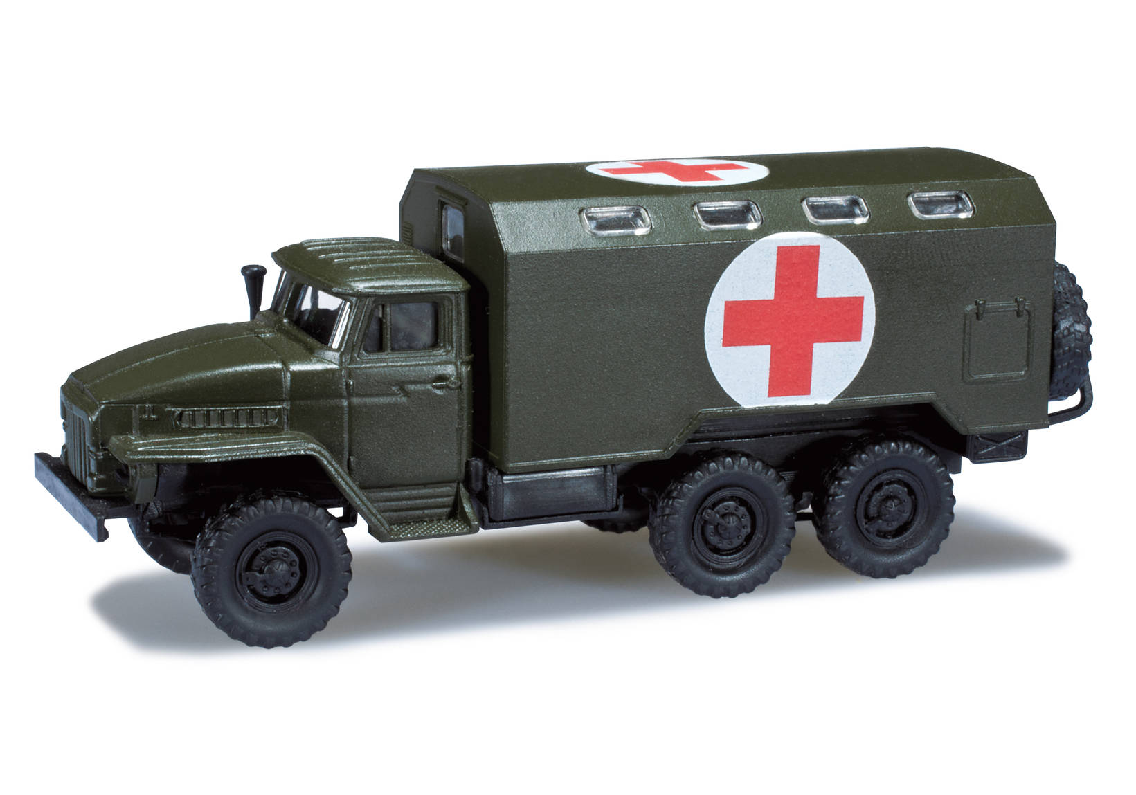 Ural Sanitätskoffer-LKW "Rotes Kreuz"