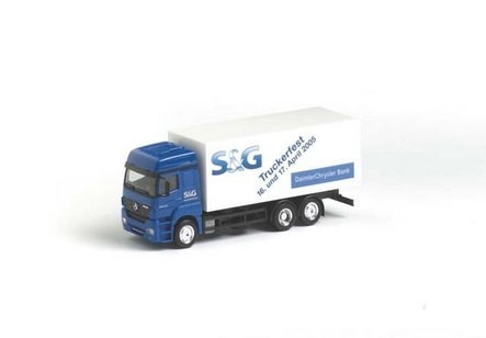 Mercedes-Benz Axor case truck